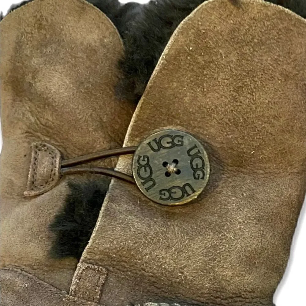 UGG questions leave
